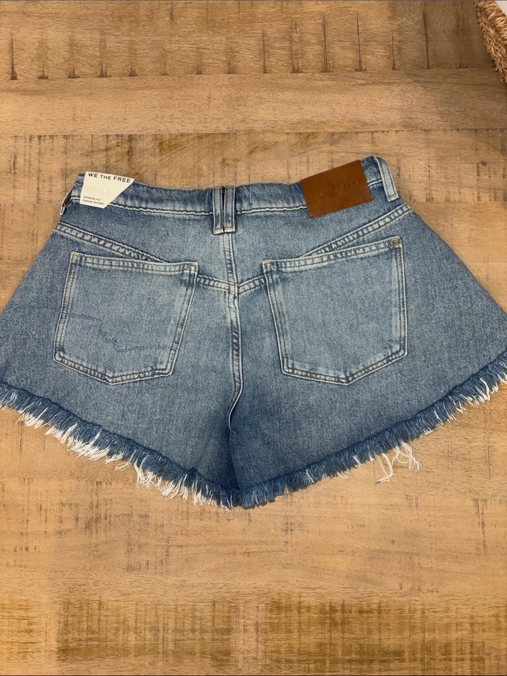 Free People Sparks Fly Denim Shorts Womens Size 28 / 6 NWT Summer Festival - Picture 8 of 9